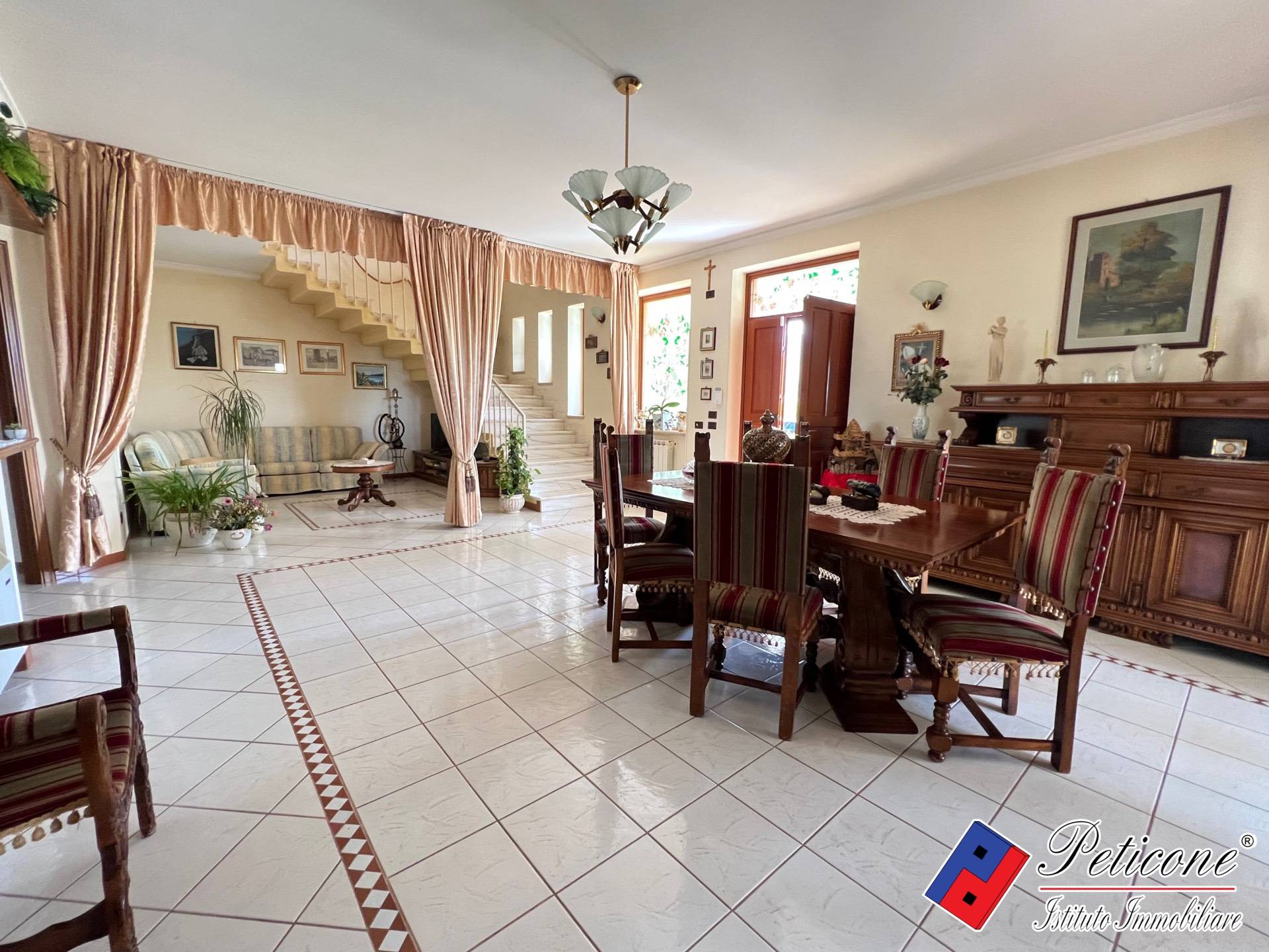 Villa in vendita a Fondi