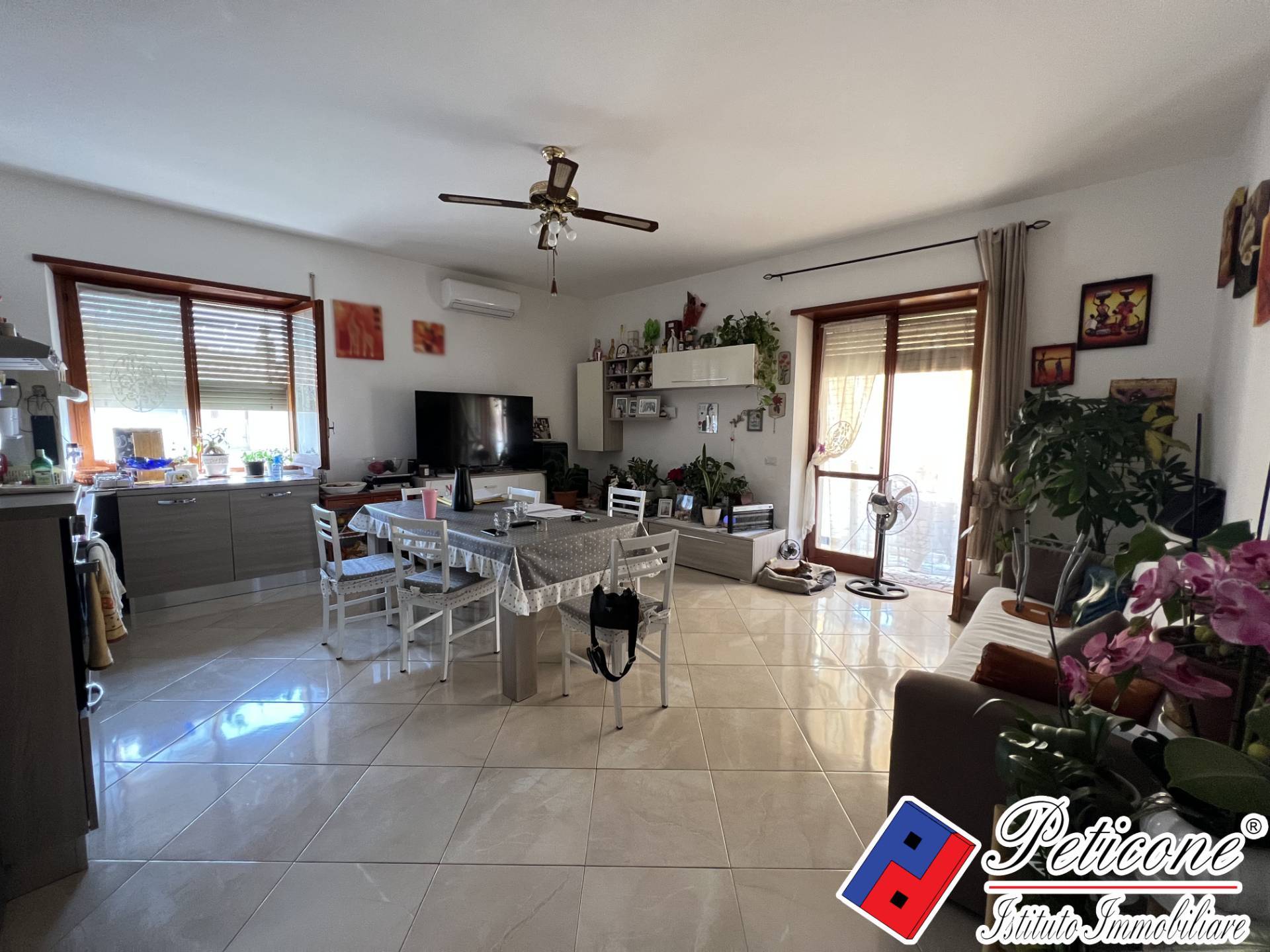 Appartamento in vendita a Fondi, Carrera