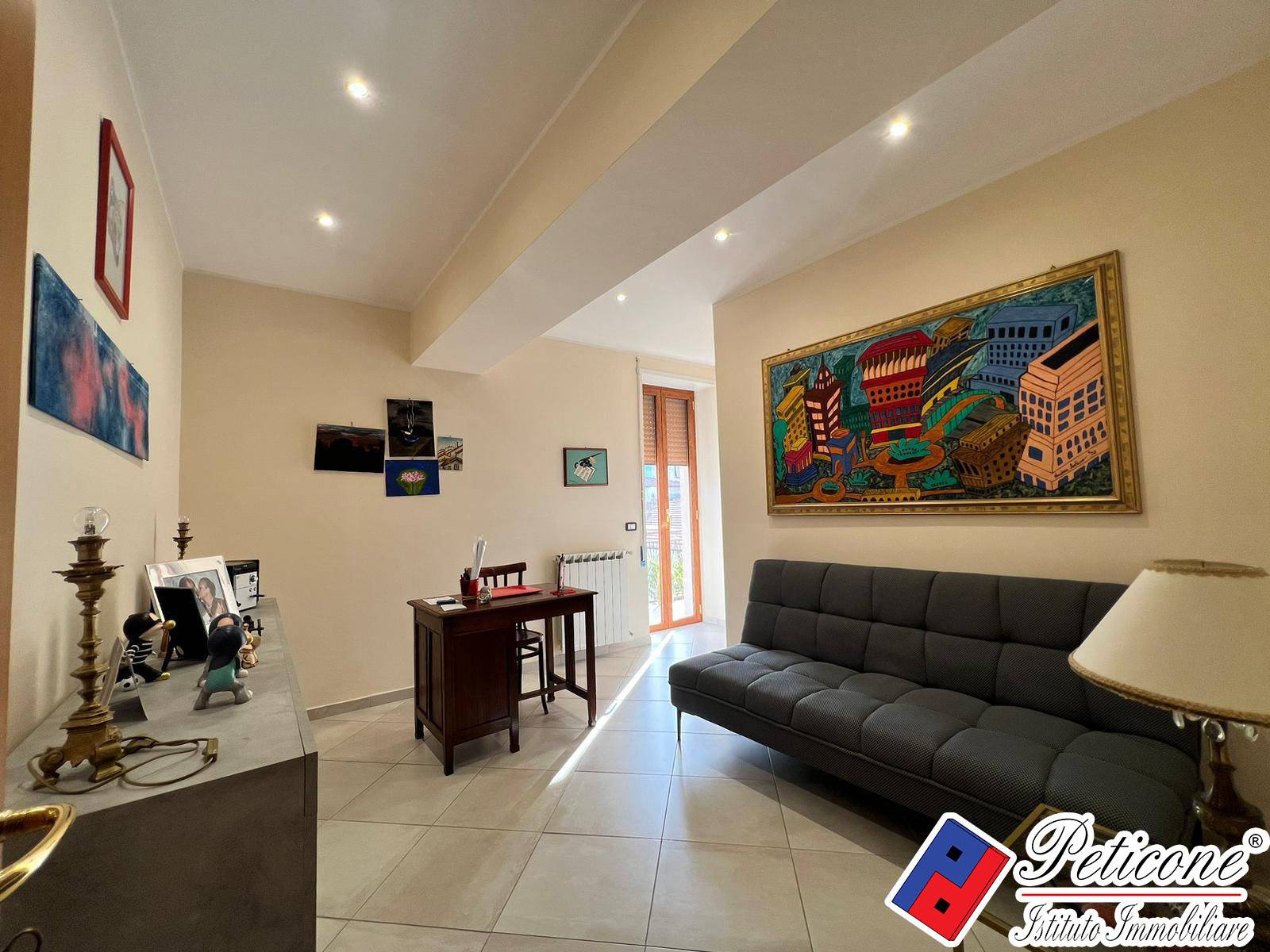 Appartamento in vendita a Fondi, Centro