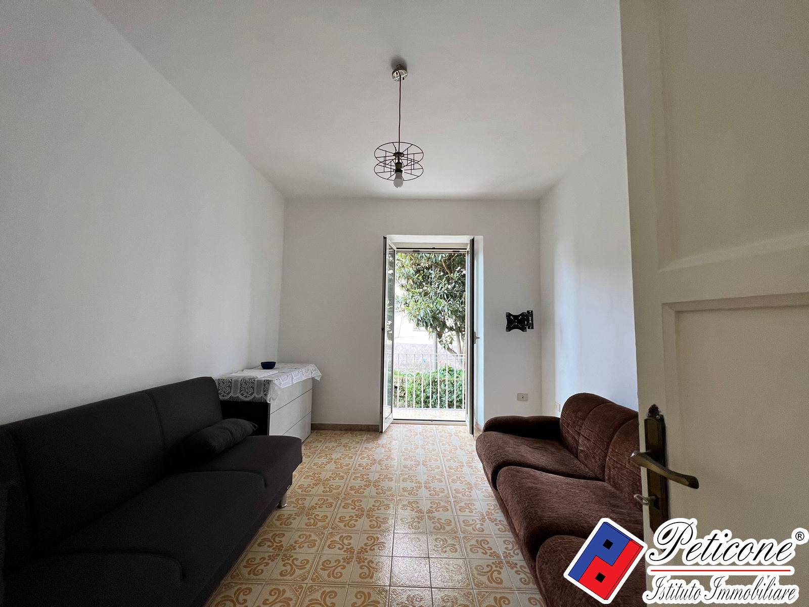 Appartamento in vendita a Lenola, Centro