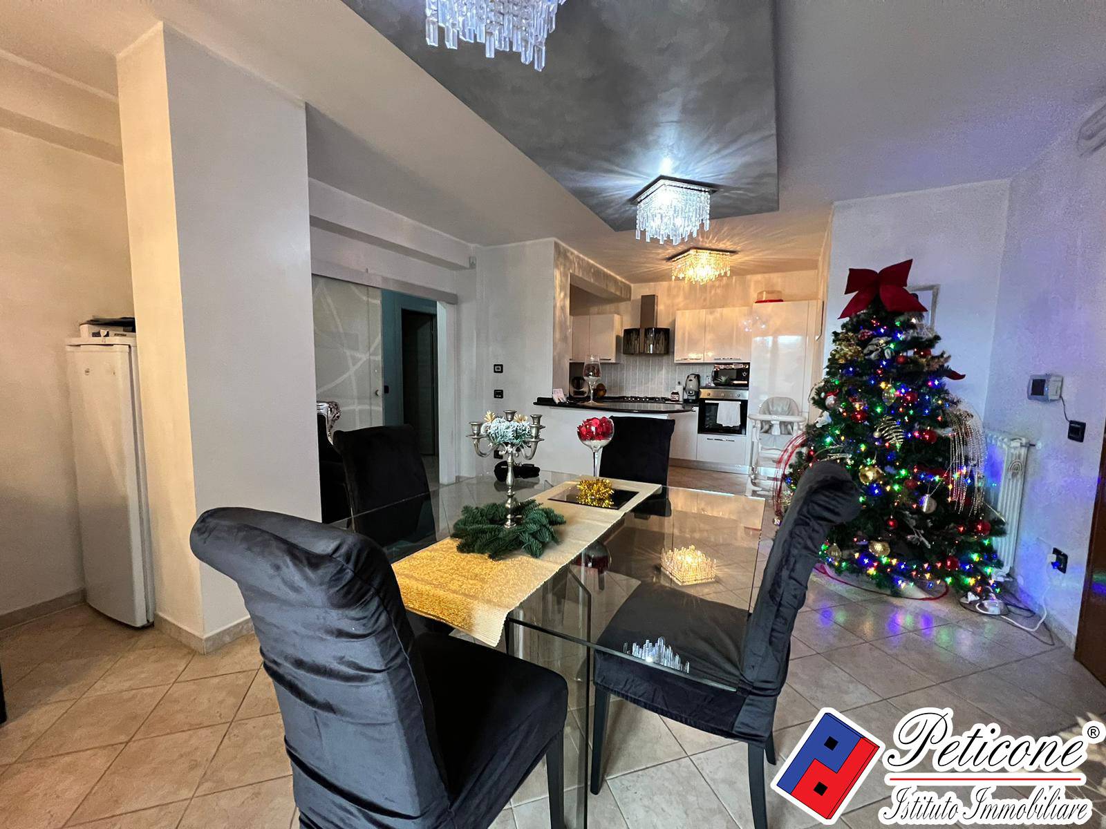 Appartamento in vendita a Lenola, Semicentro