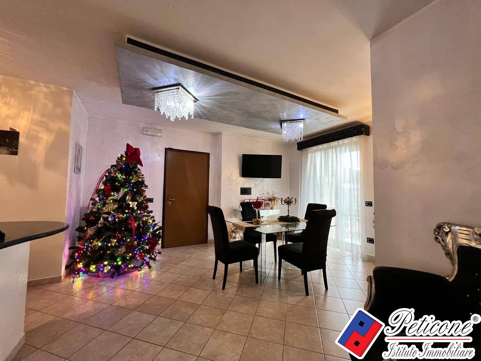 Appartamento in vendita a Lenola, Semicentro