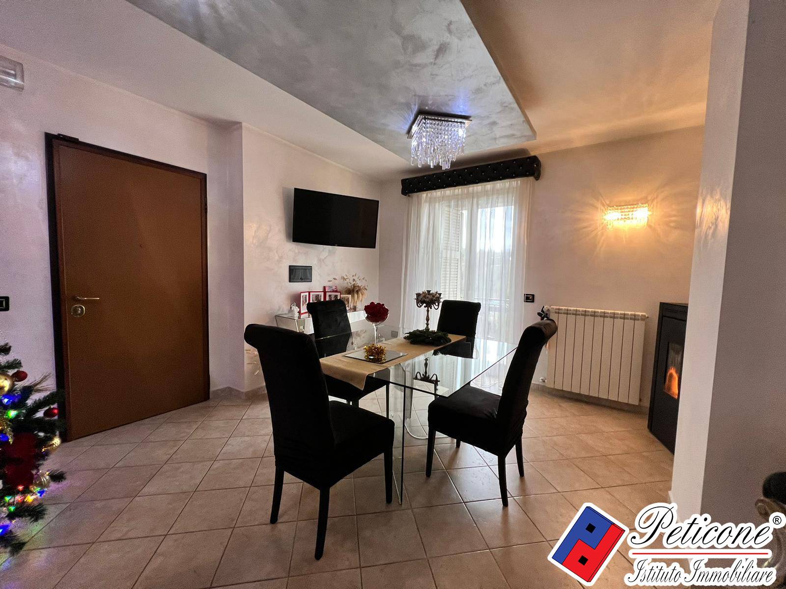 Appartamento in vendita a Lenola, Semicentro