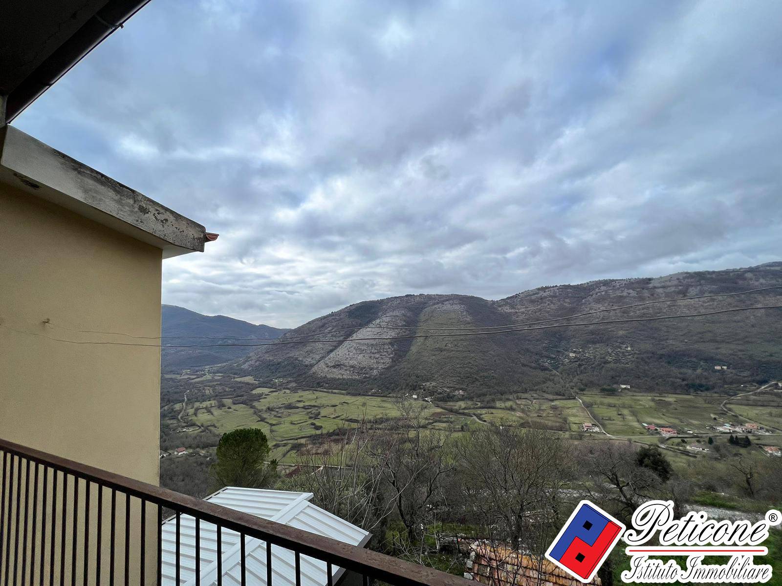 Stabile-Palazzo in vendita a Campodimele, Centro