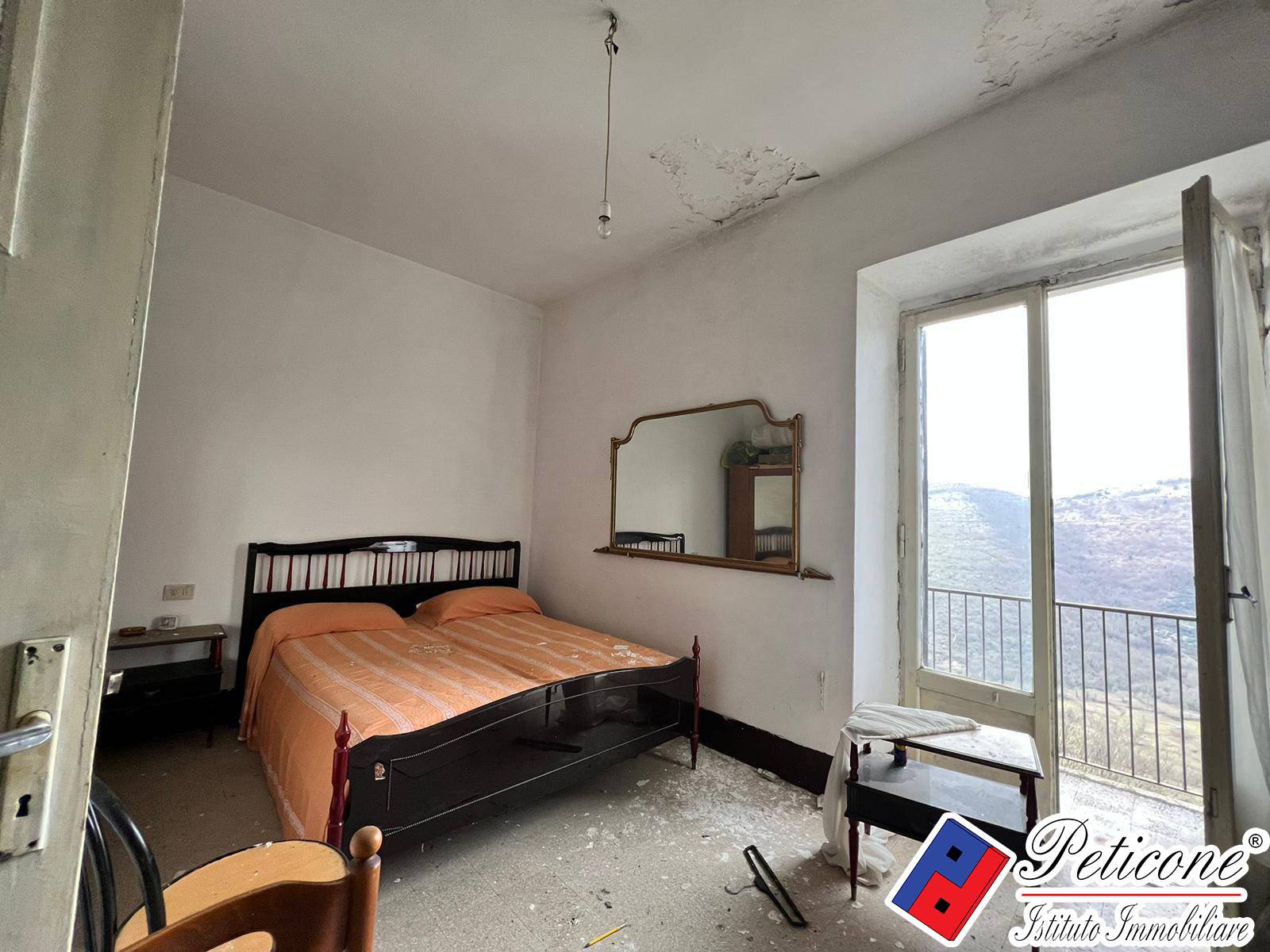 Stabile-Palazzo in vendita a Campodimele, Centro