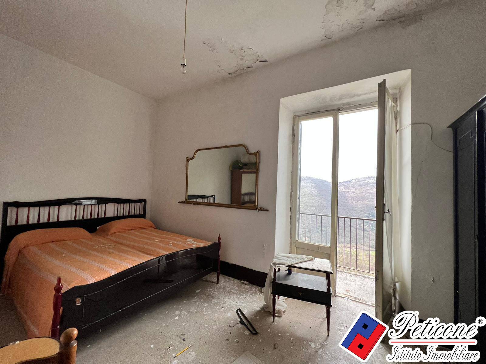 Stabile-Palazzo in vendita a Campodimele, Centro