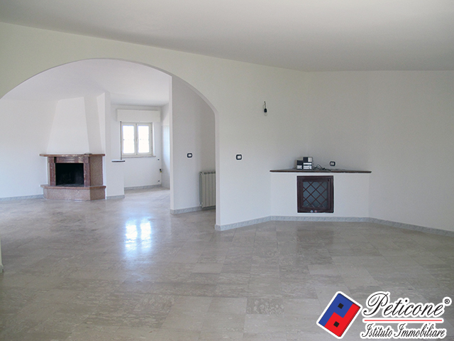 Appartamento in vendita a Fondi, Marina di Fondi