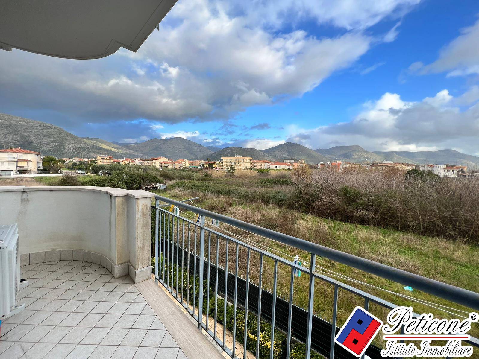 Appartamento in vendita a Fondi, Semicentro