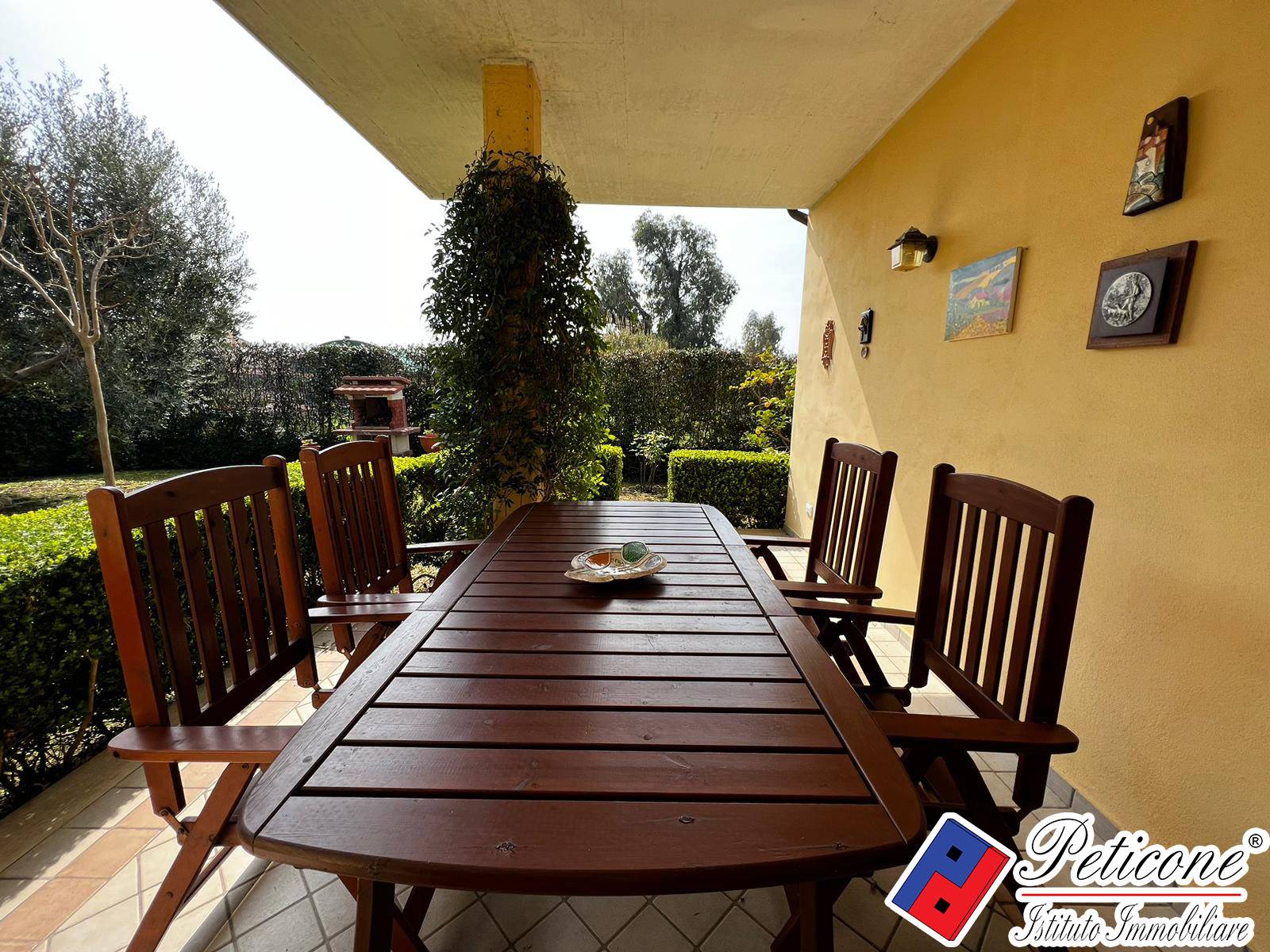 Villa in vendita a Fondi, Marina di Fondi