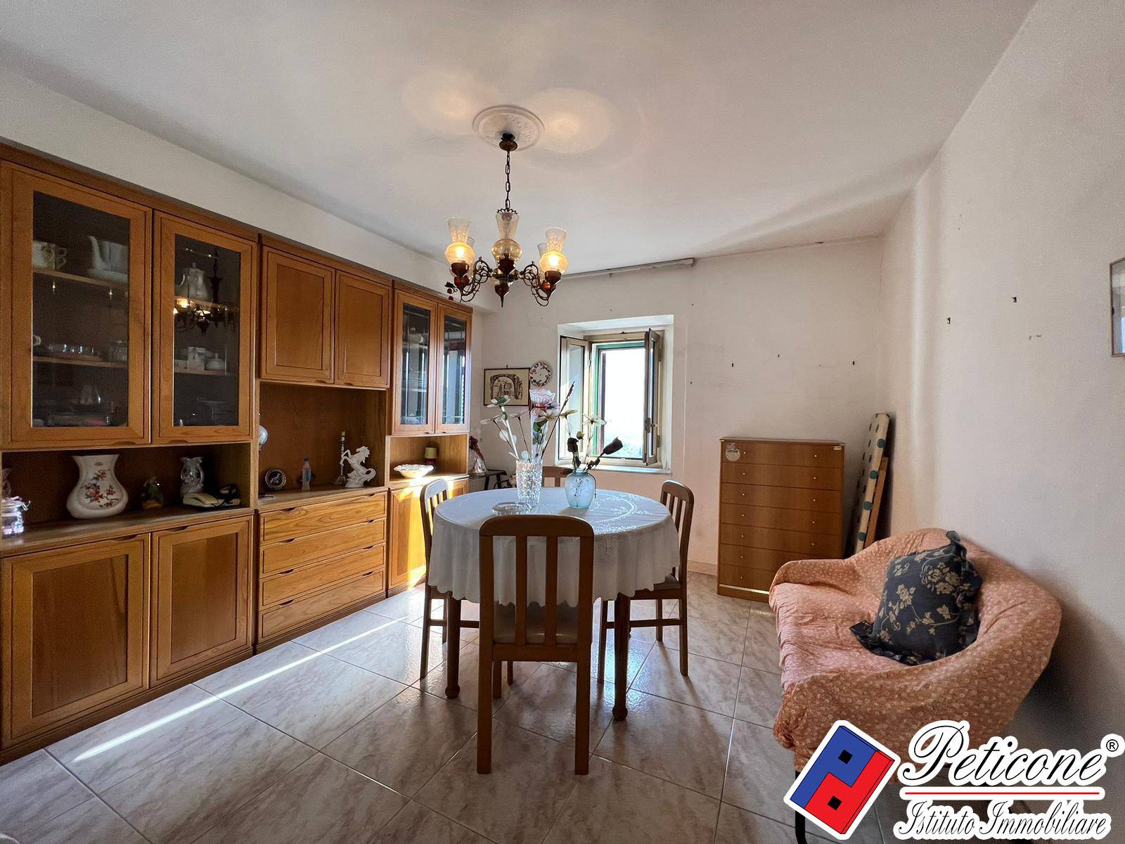 Appartamento in vendita a Lenola, Centro