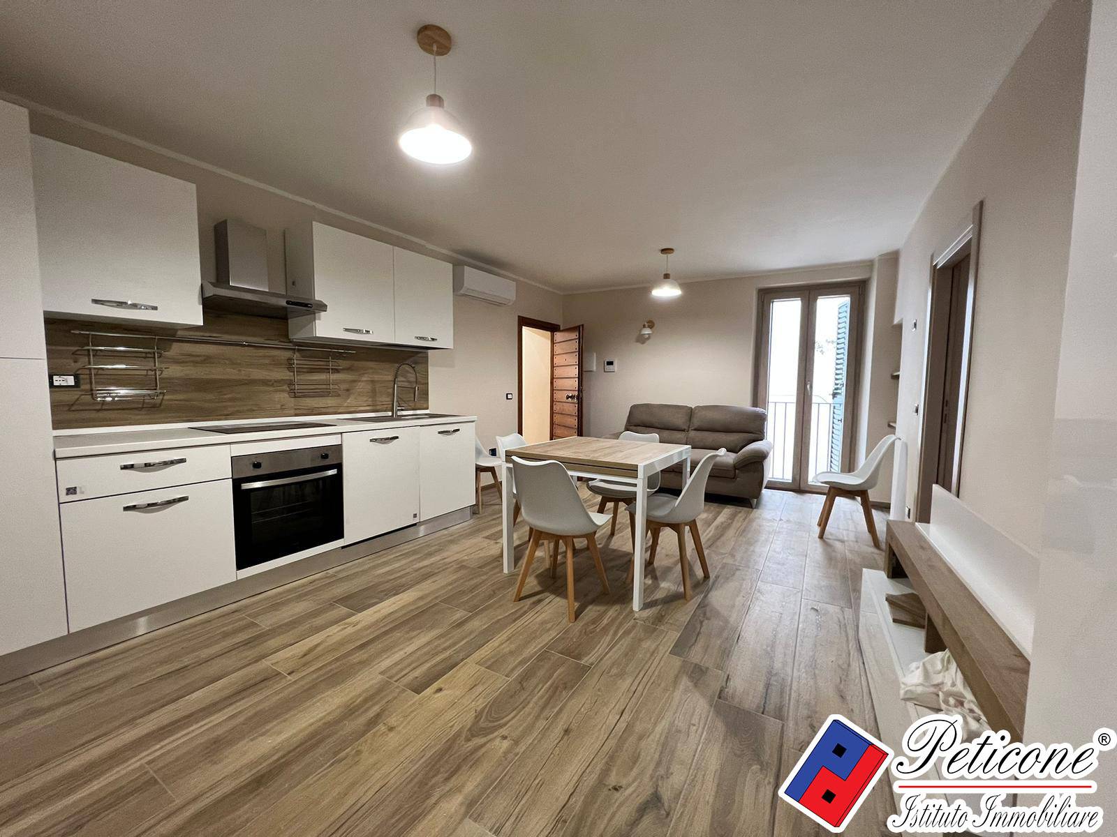 Appartamento in affitto a Fondi, Centro storico