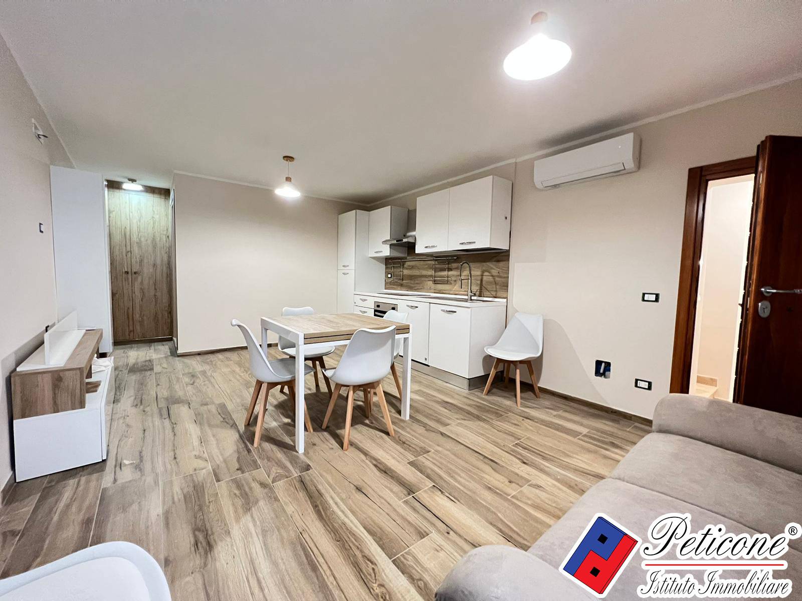 Appartamento in affitto a Fondi, Centro storico