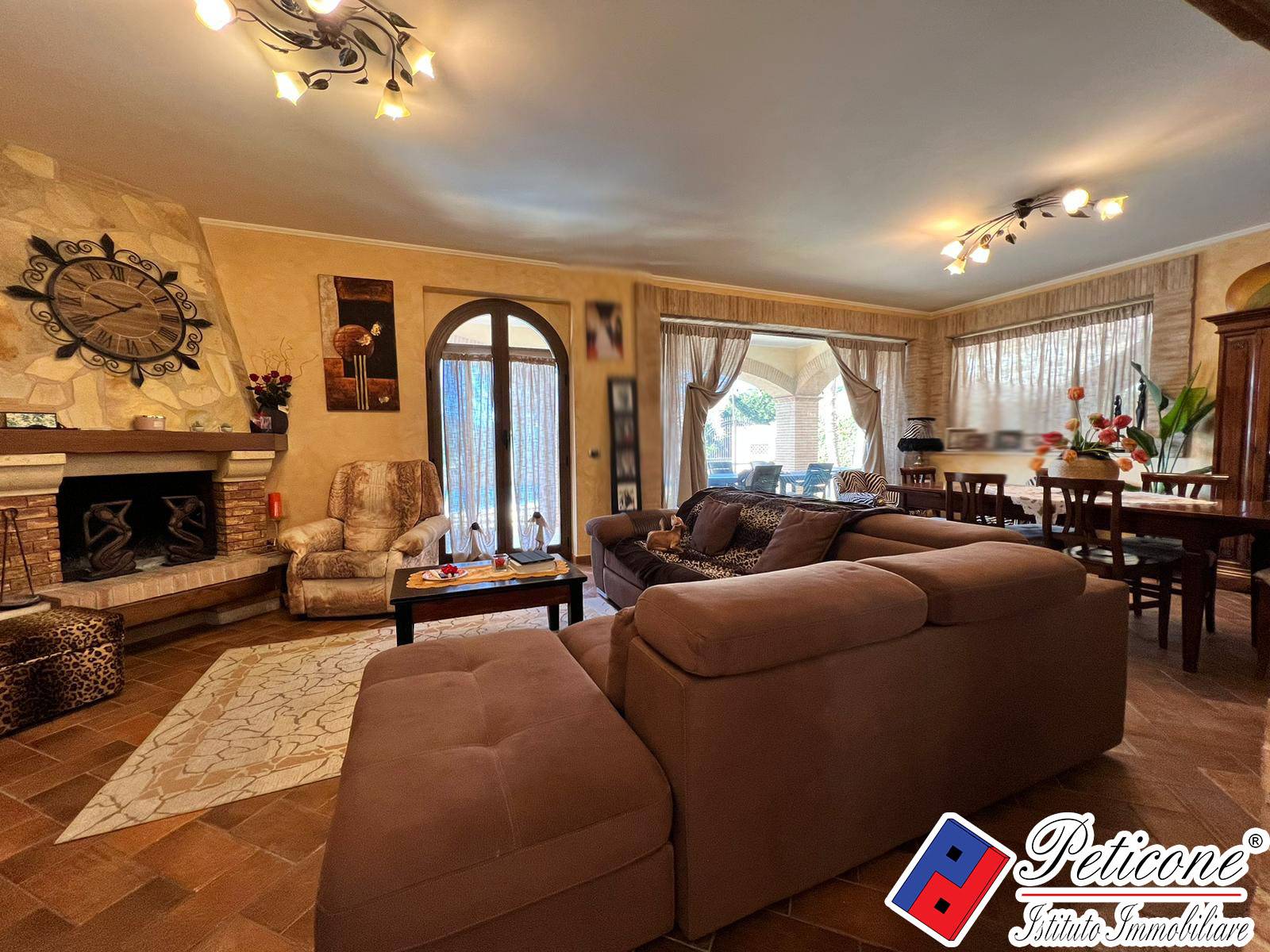 Villa in vendita a Fondi, Querce