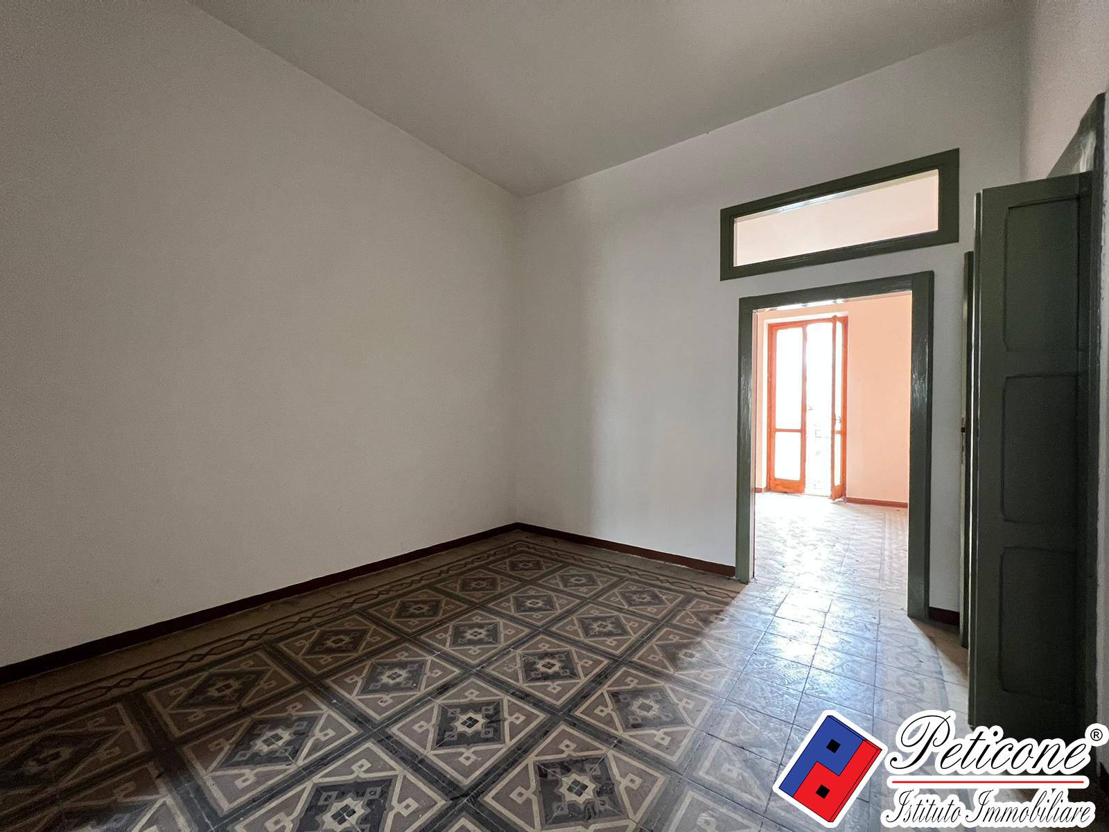 Appartamento in vendita a Fondi, Centro