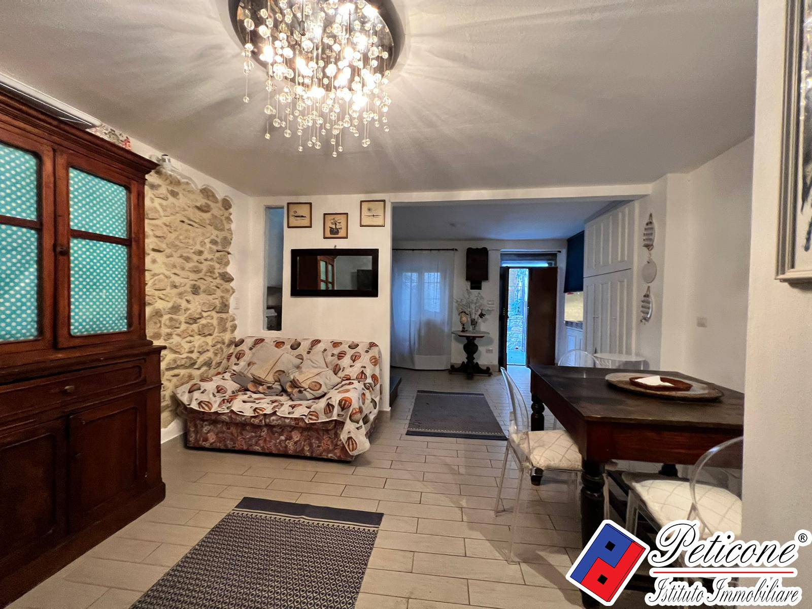 Appartamento in vendita a Monte San Biagio, Centro