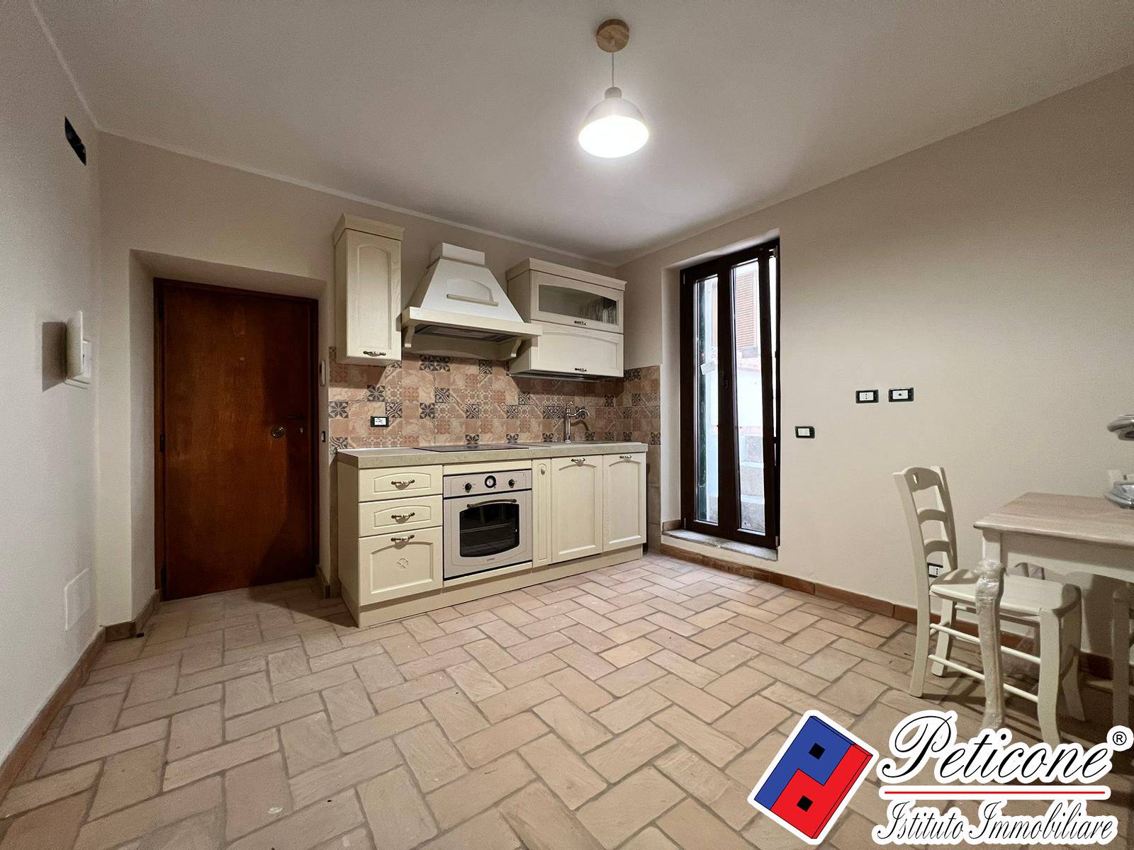 Appartamento in affitto a Fondi, Centro storico