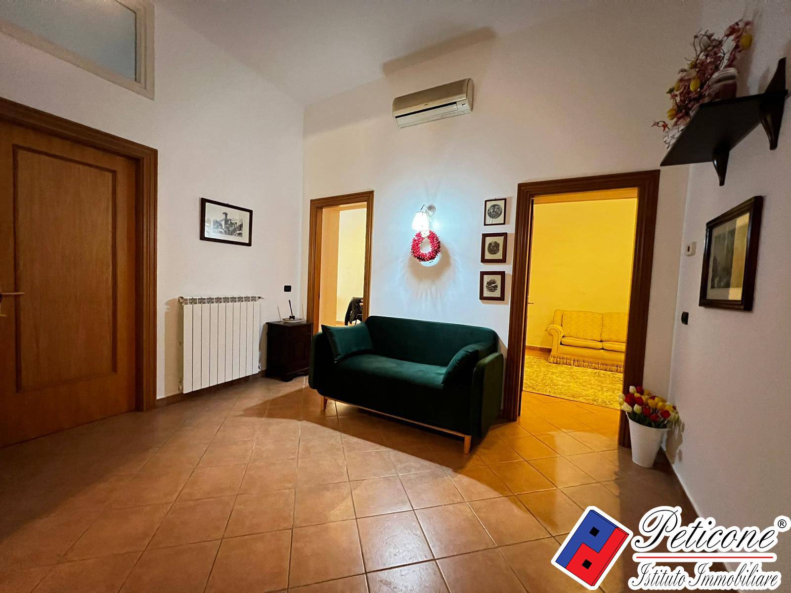 Locale in affitto a Fondi, Centro