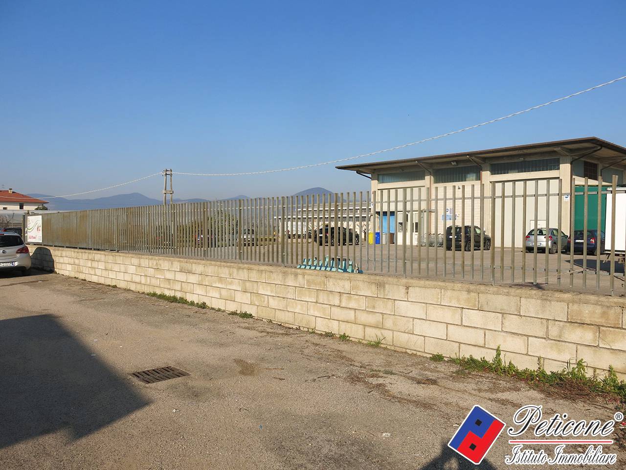 Locale in affitto a Fondi, Semicentro