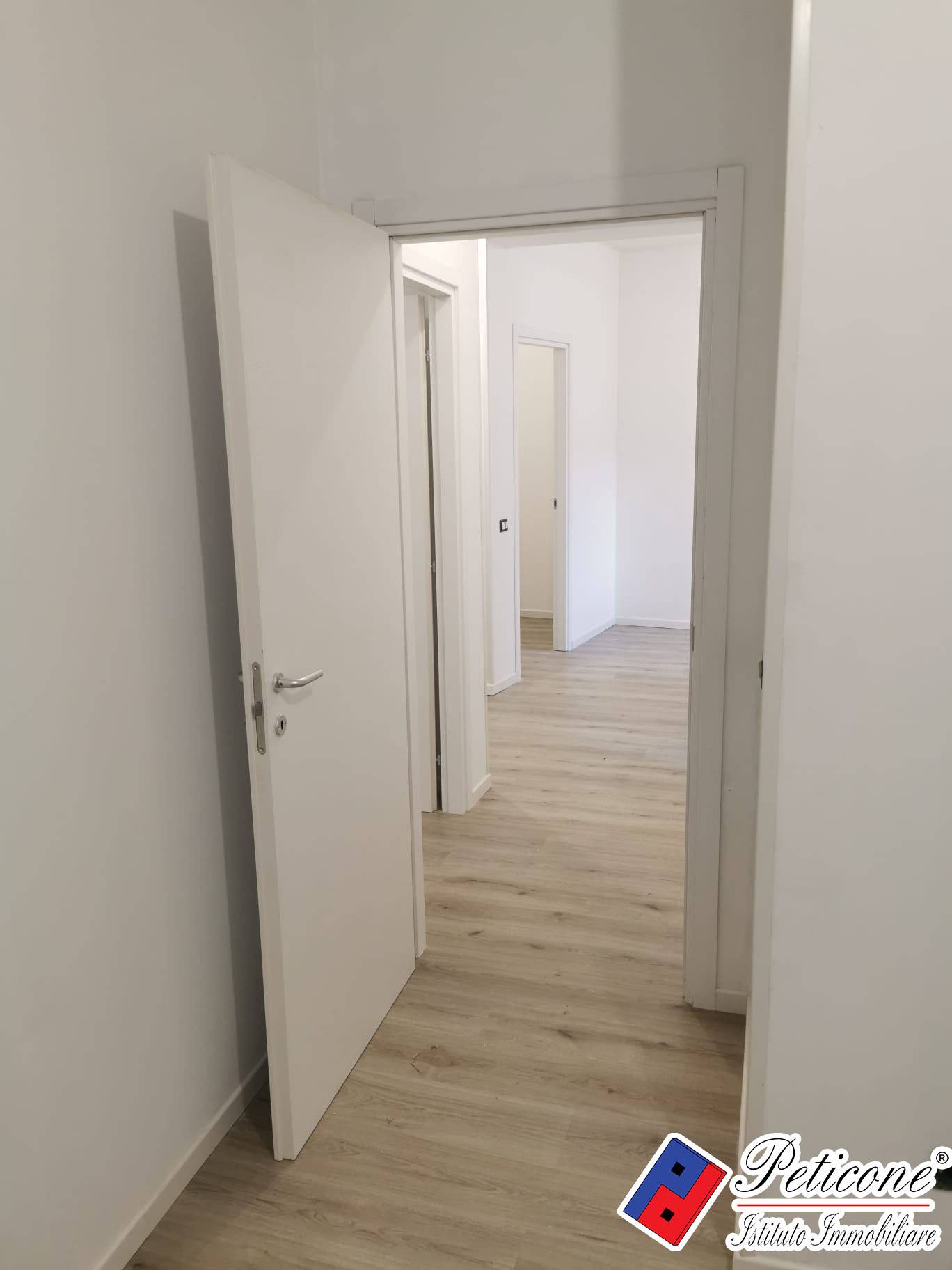 Appartamento in vendita a Lenola, Centro