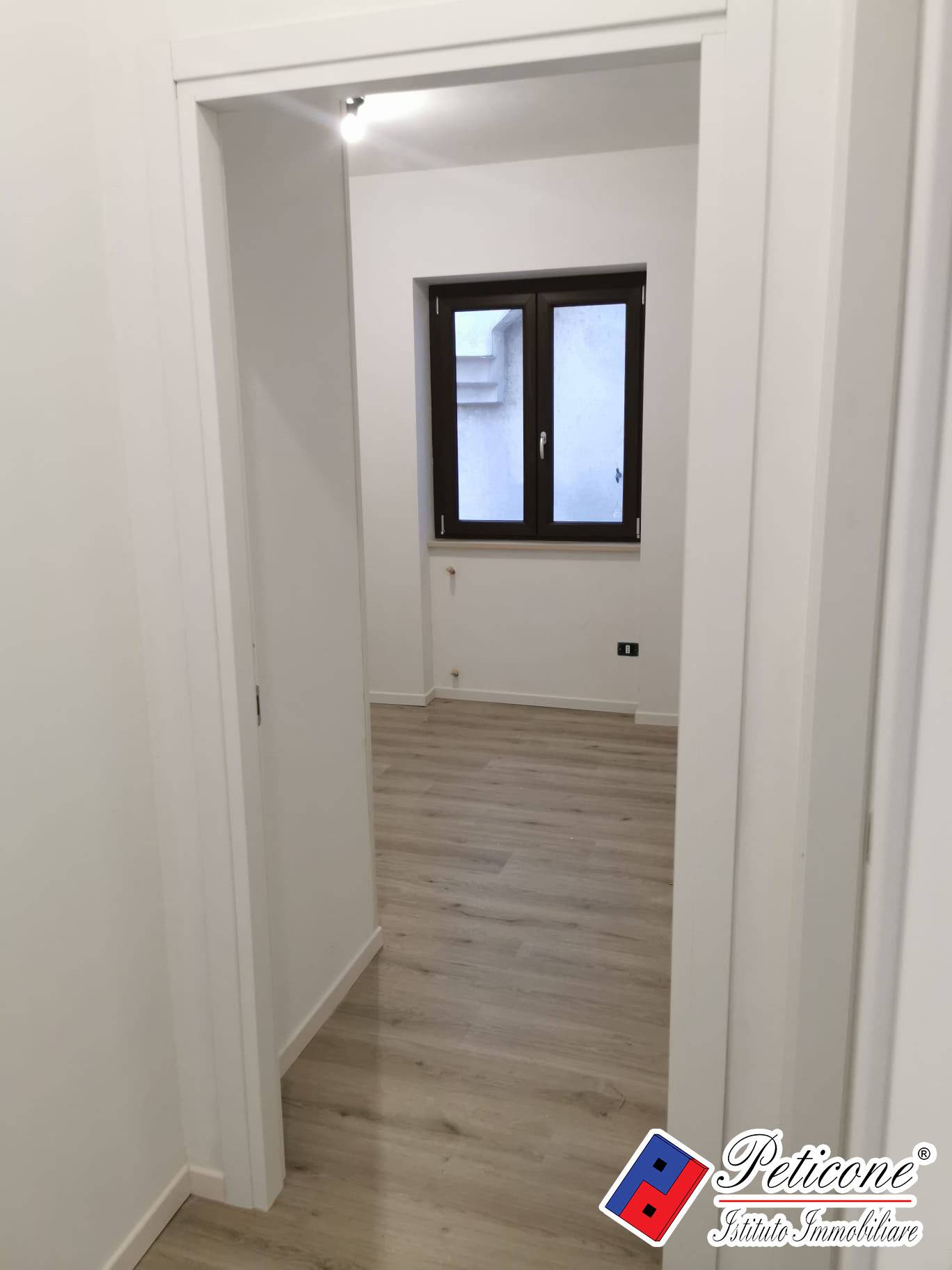 Appartamento in vendita a Lenola, Centro