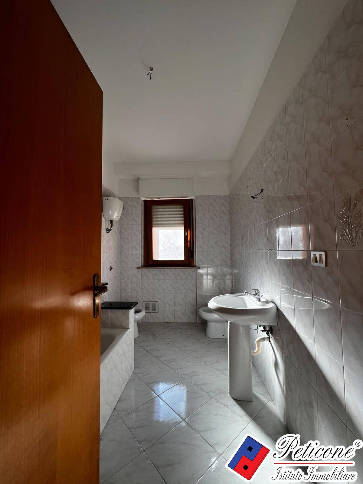 Appartamento in vendita a Fondi, Centro