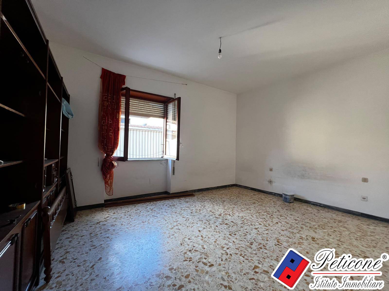 Appartamento in vendita a Fondi, Centro