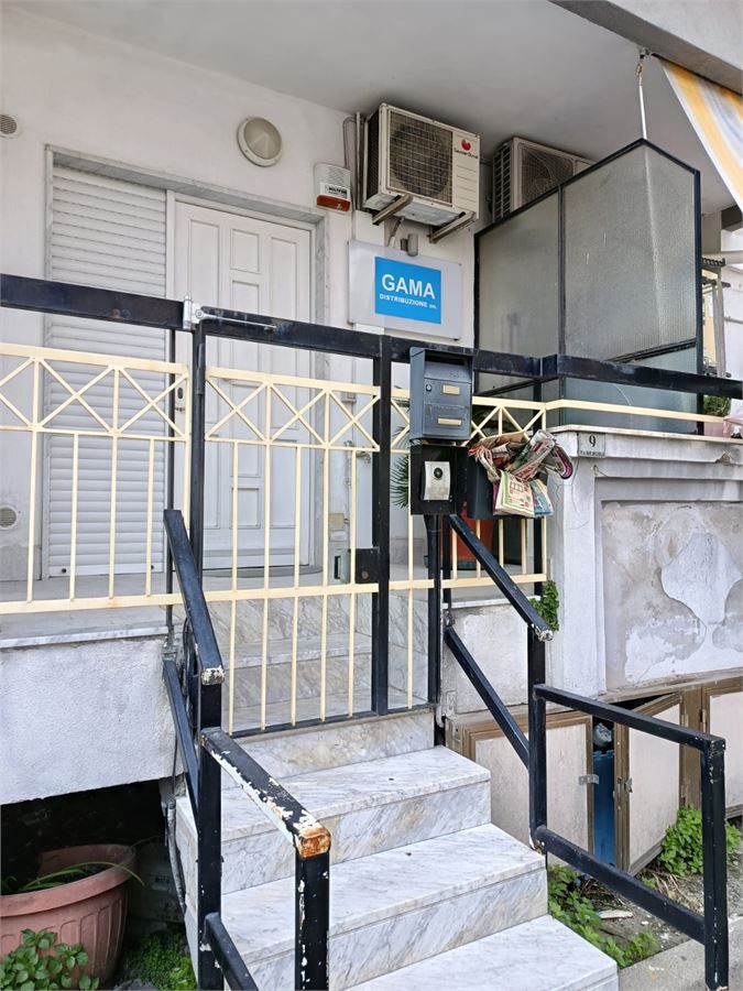 Ufficio in affitto a Volla