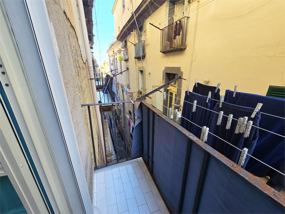 Trilocale in affitto a Napoli