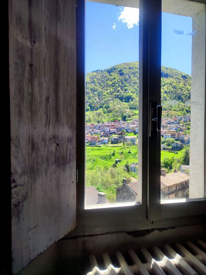 Casa indipendente in vendita a Schignano