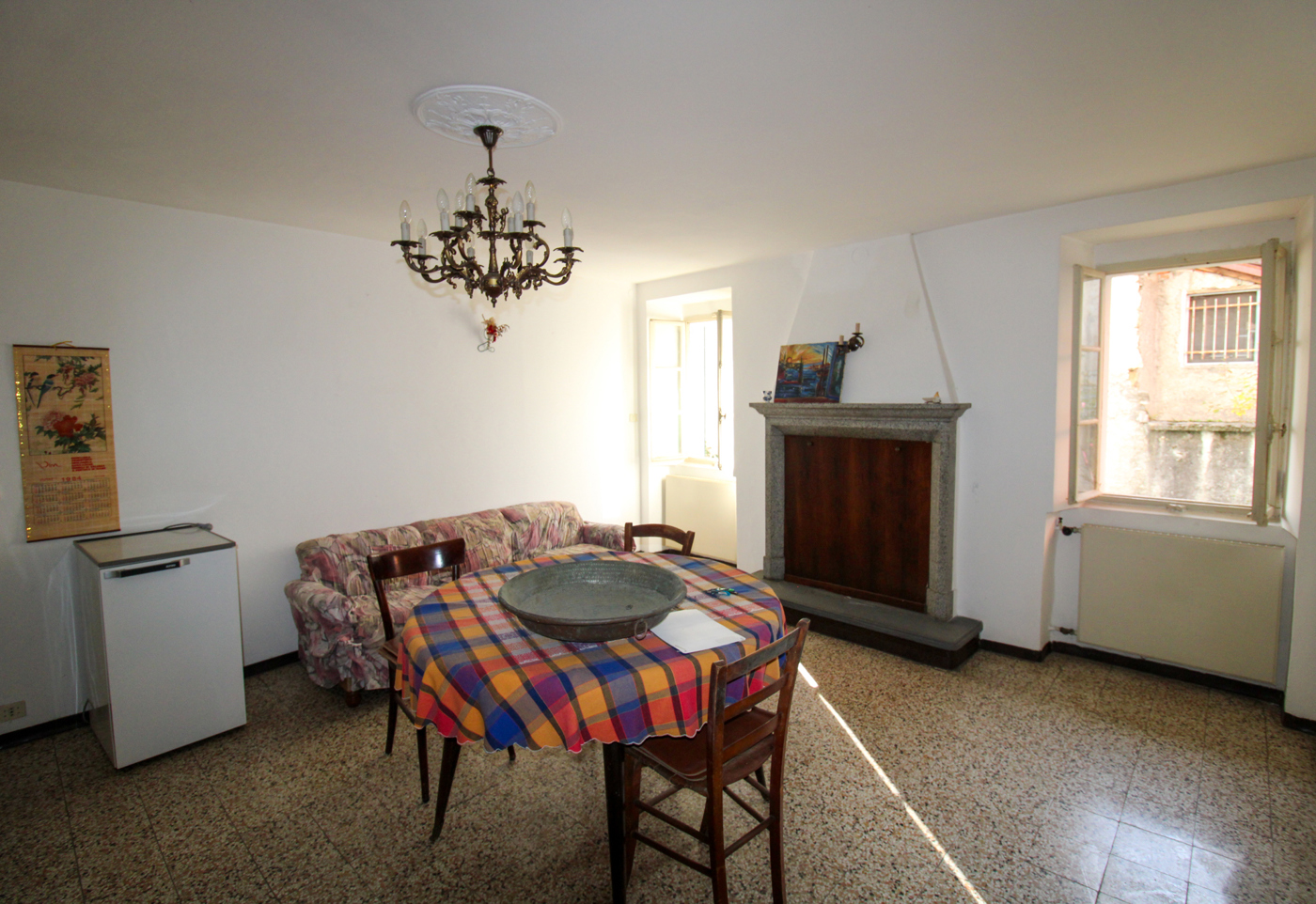 Casa indipendente con box doppio a Alta Valle Intelvi