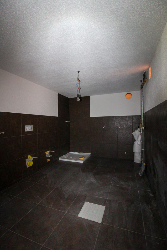 Casa indipendente con box doppio a San Nazzaro Val Cavargna