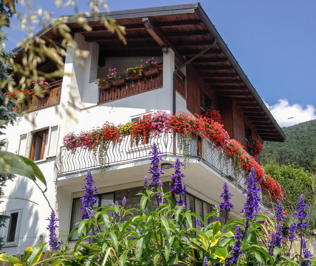 Villa con giardino a Centro Valle Intelvi