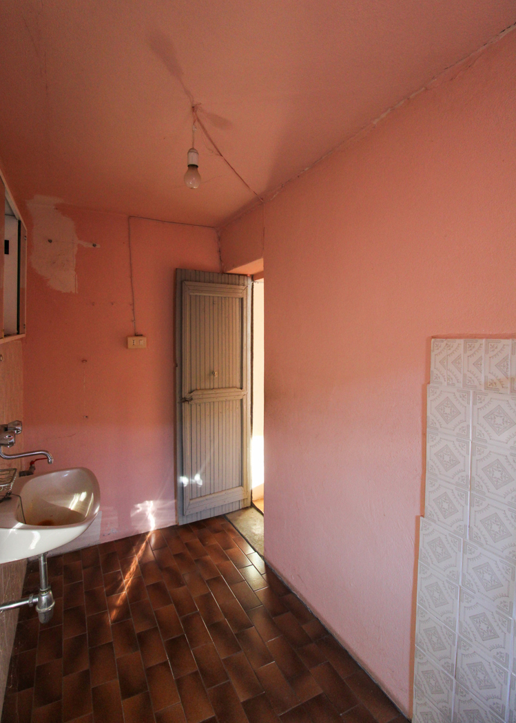 Casa indipendente con giardino a San Nazzaro Val Cavargna