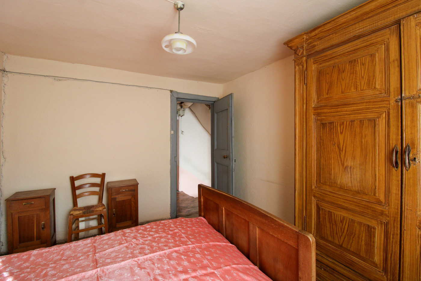 Casa indipendente con giardino a San Nazzaro Val Cavargna