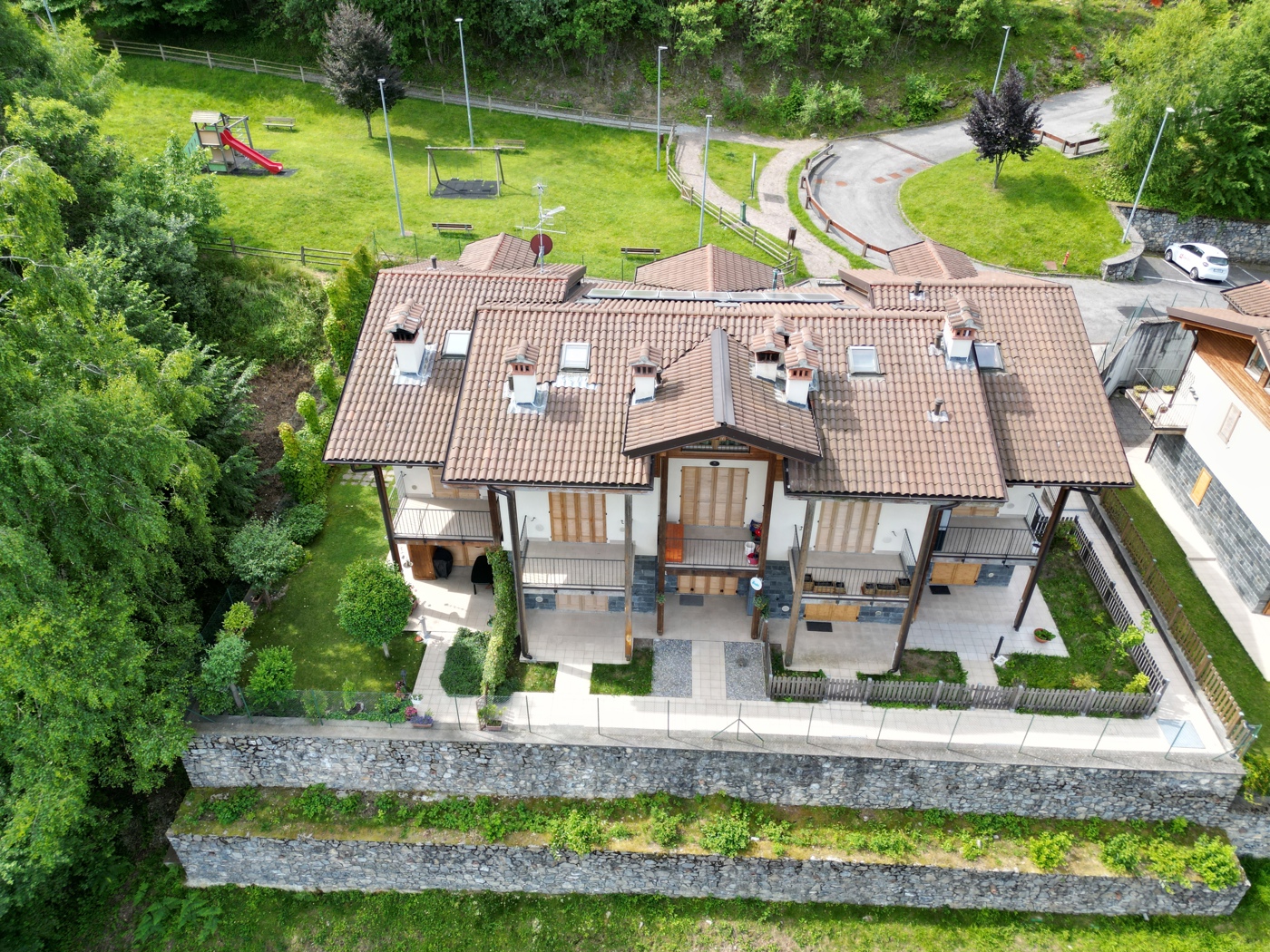 Quadrilocale in vendita a Laino