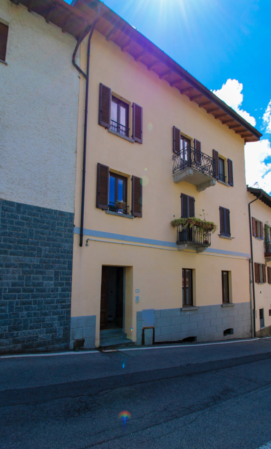 Bilocale arredato in affitto a Laino