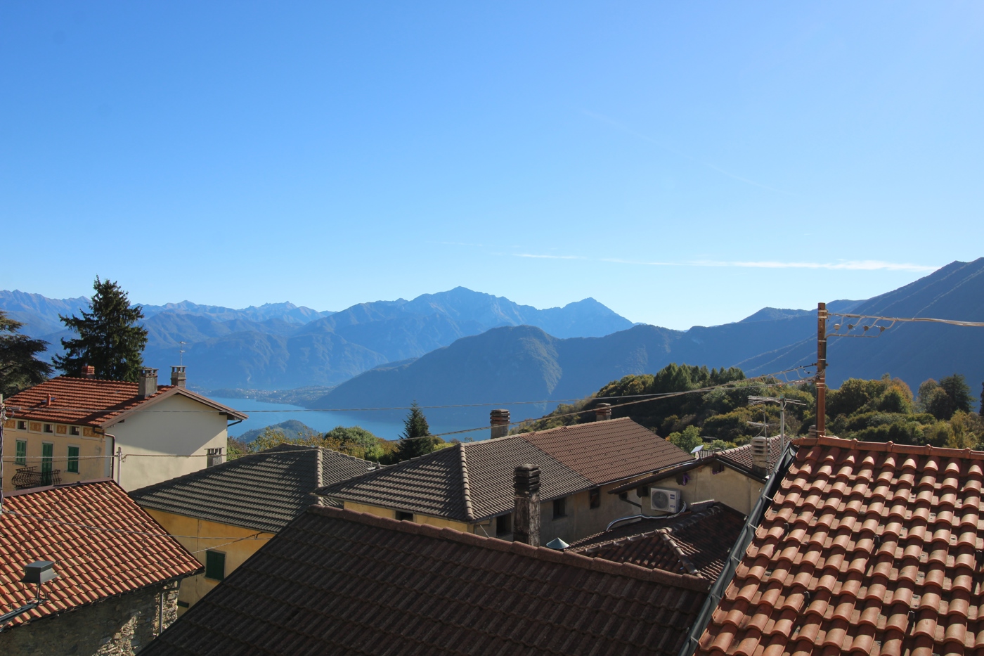 Casa indipendente vista lago a Pigra