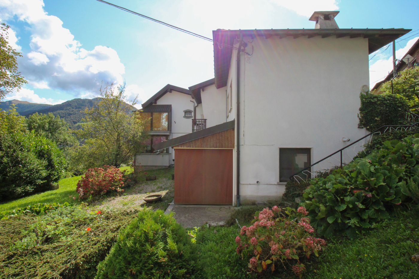 Trilocale in vendita a Alta Valle Intelvi