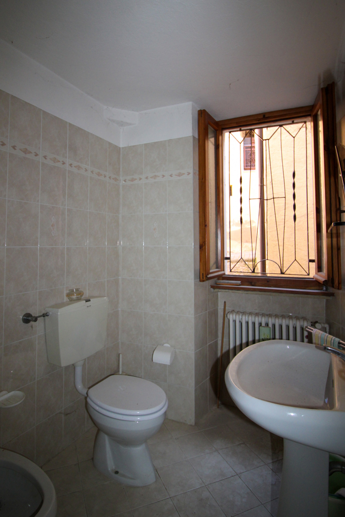 Casa indipendente in vendita a Ponna