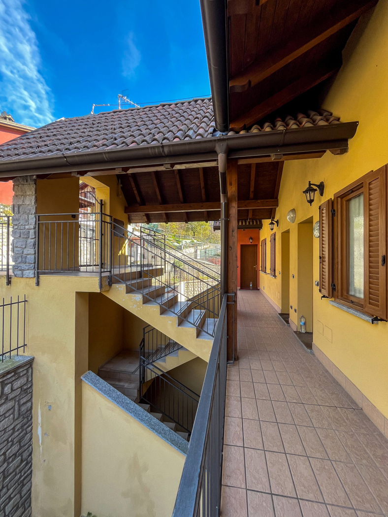 Trilocale con giardino a Blessagno