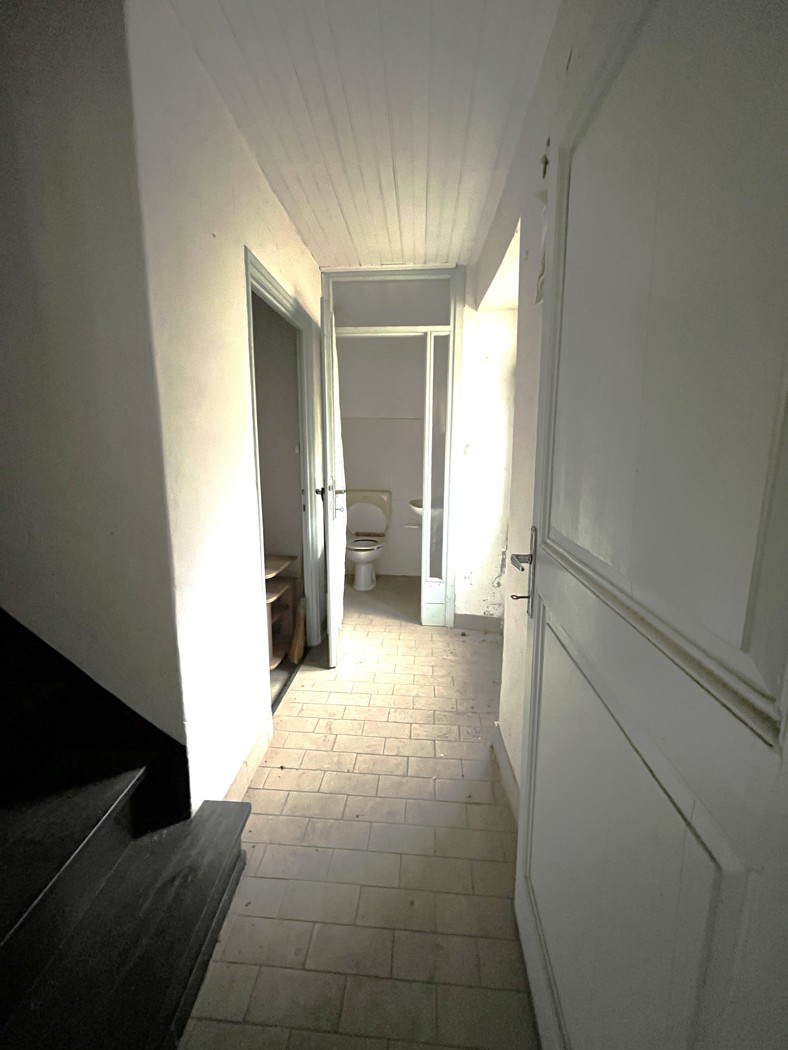 Casa indipendente da ristrutturare a Cusino