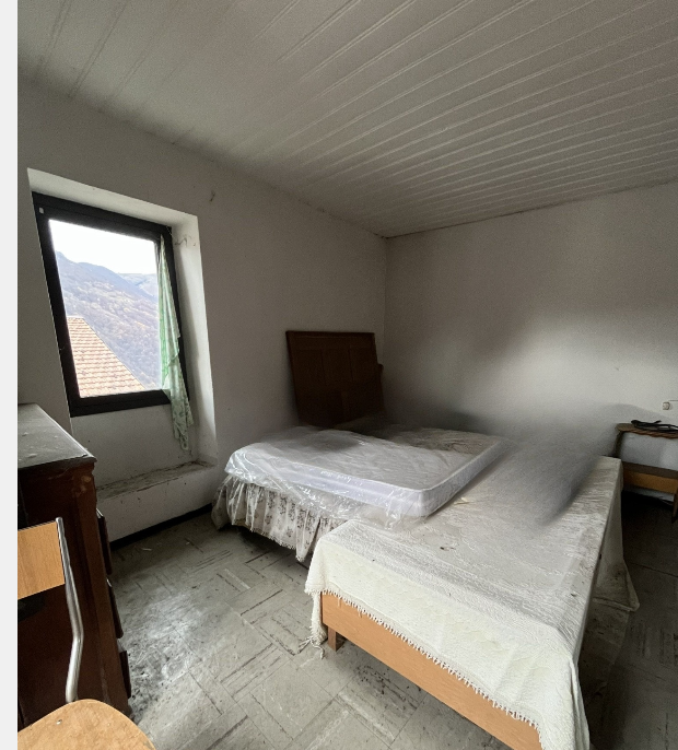 Casa indipendente da ristrutturare a Cusino