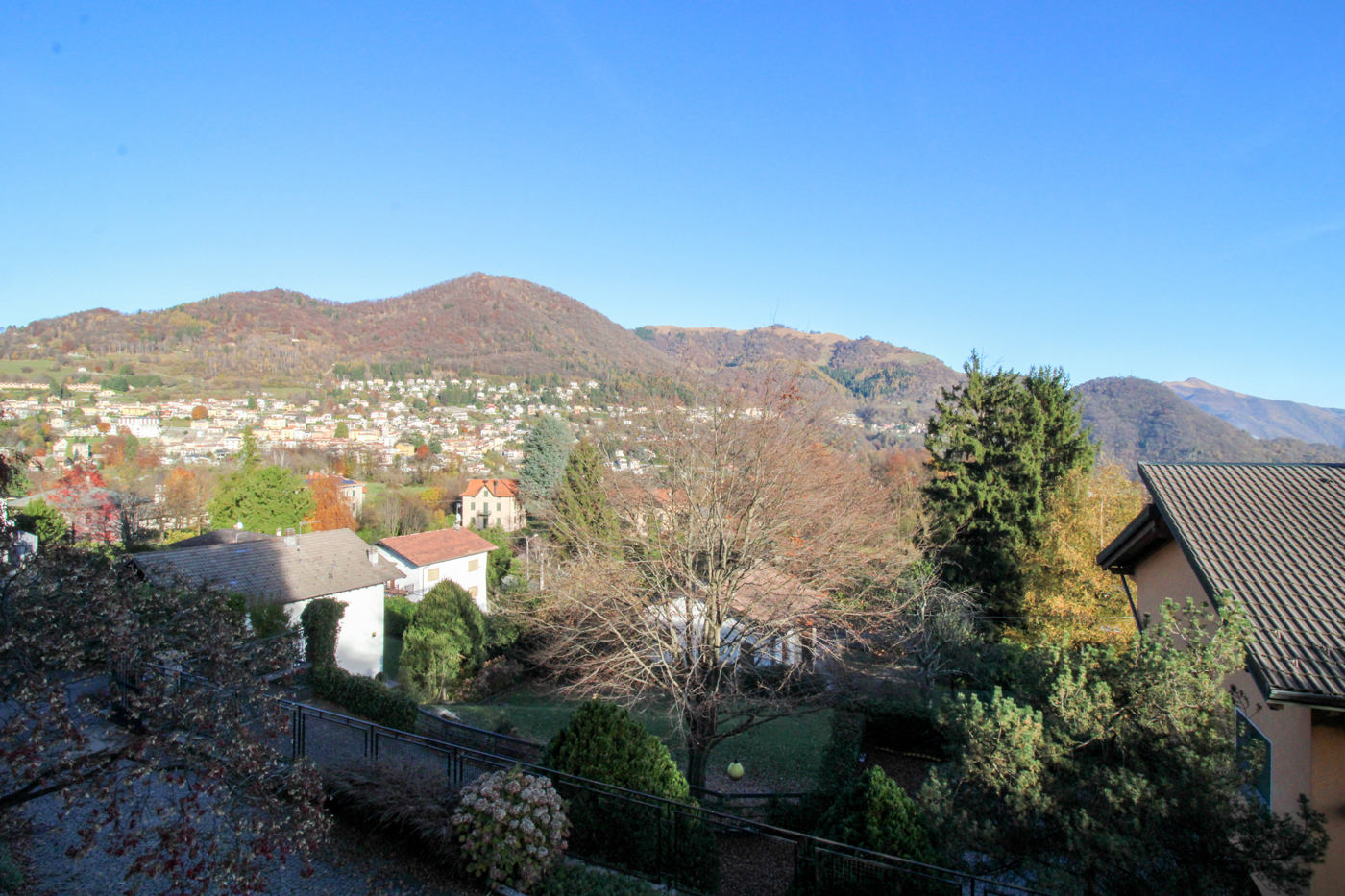 Villa in vendita a Centro Valle Intelvi