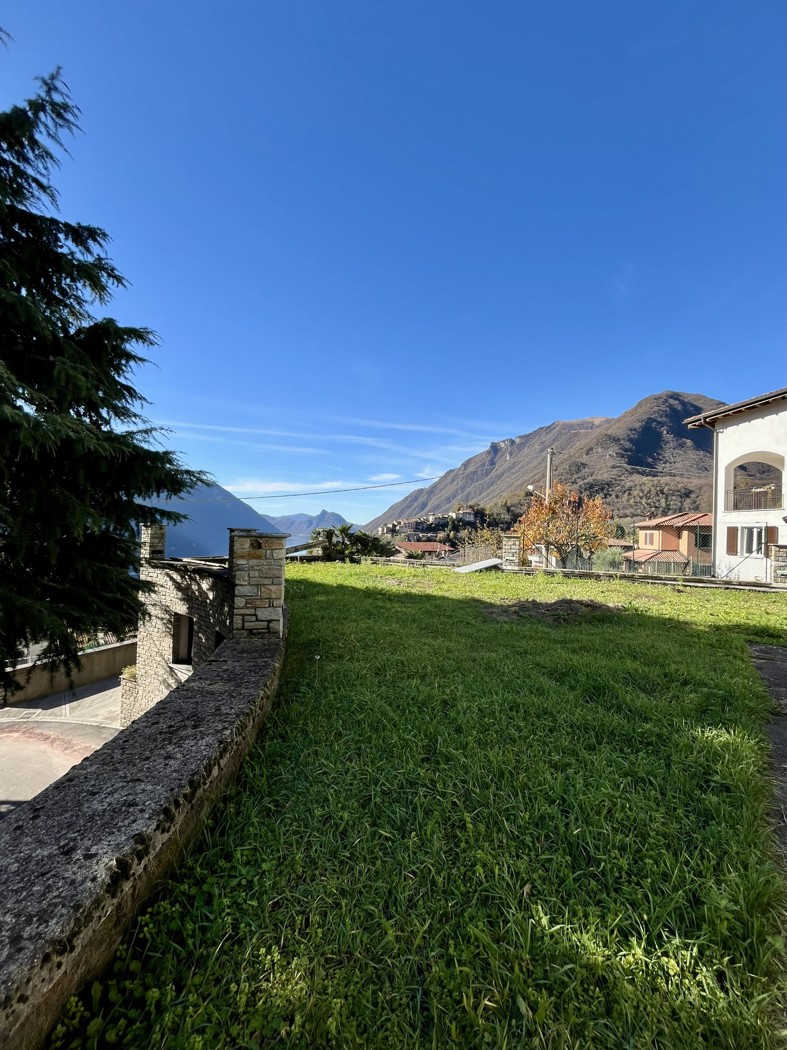 Villa in vendita a Valsolda