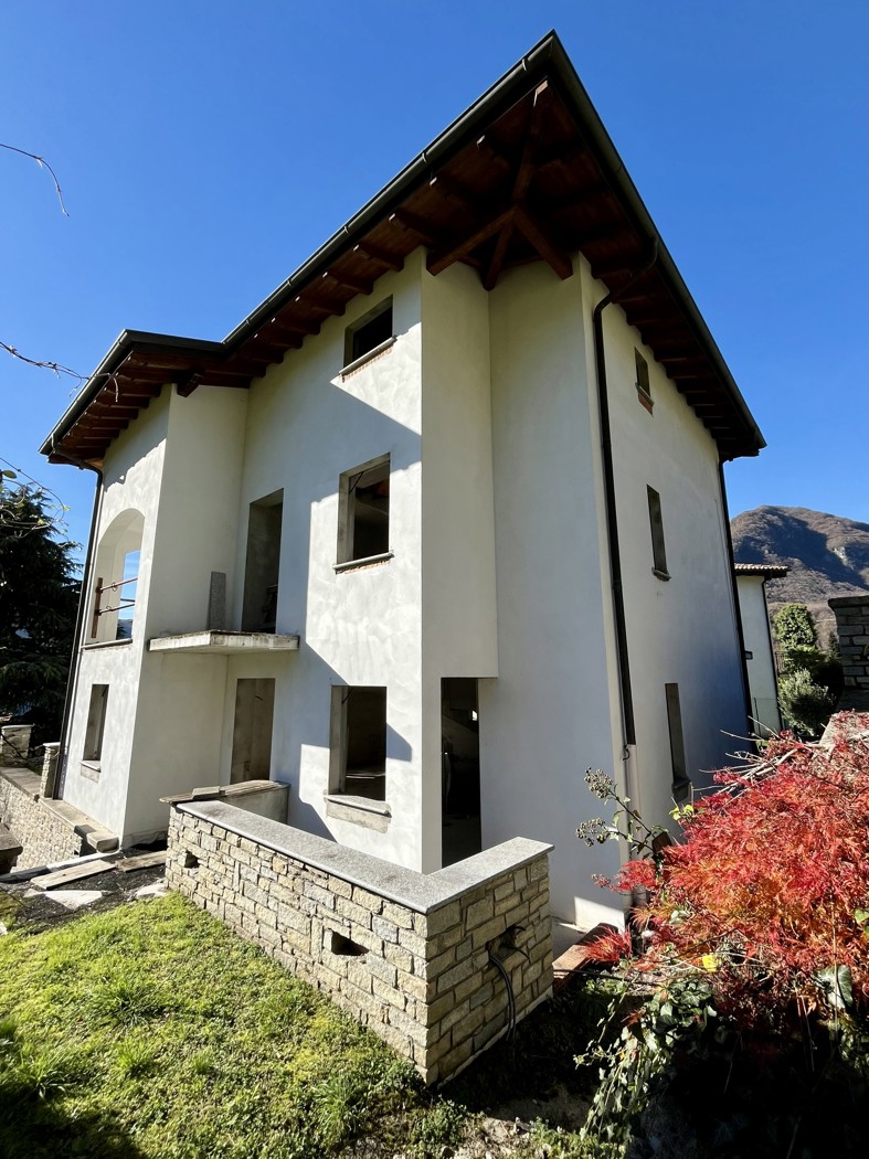 Villa in vendita a Valsolda