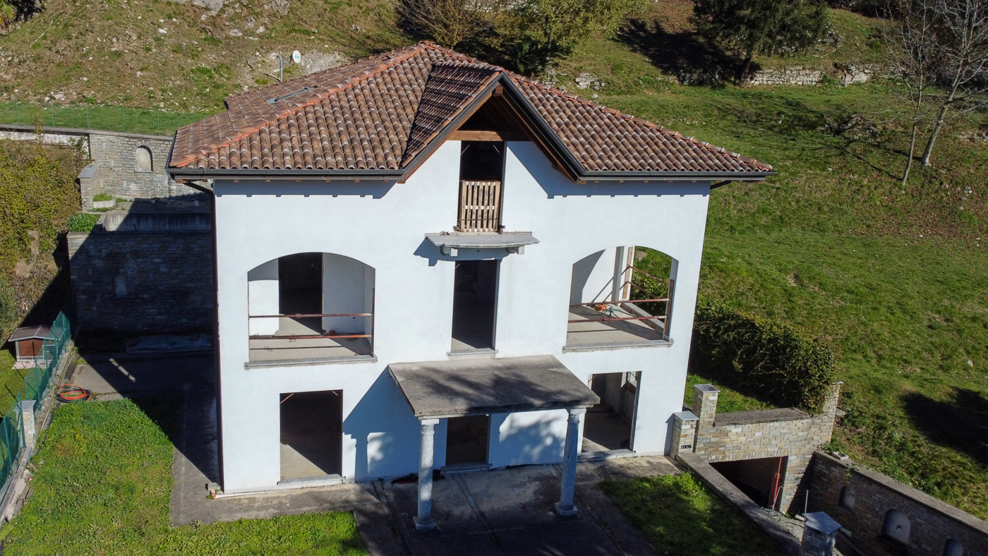 Villa in vendita a Valsolda
