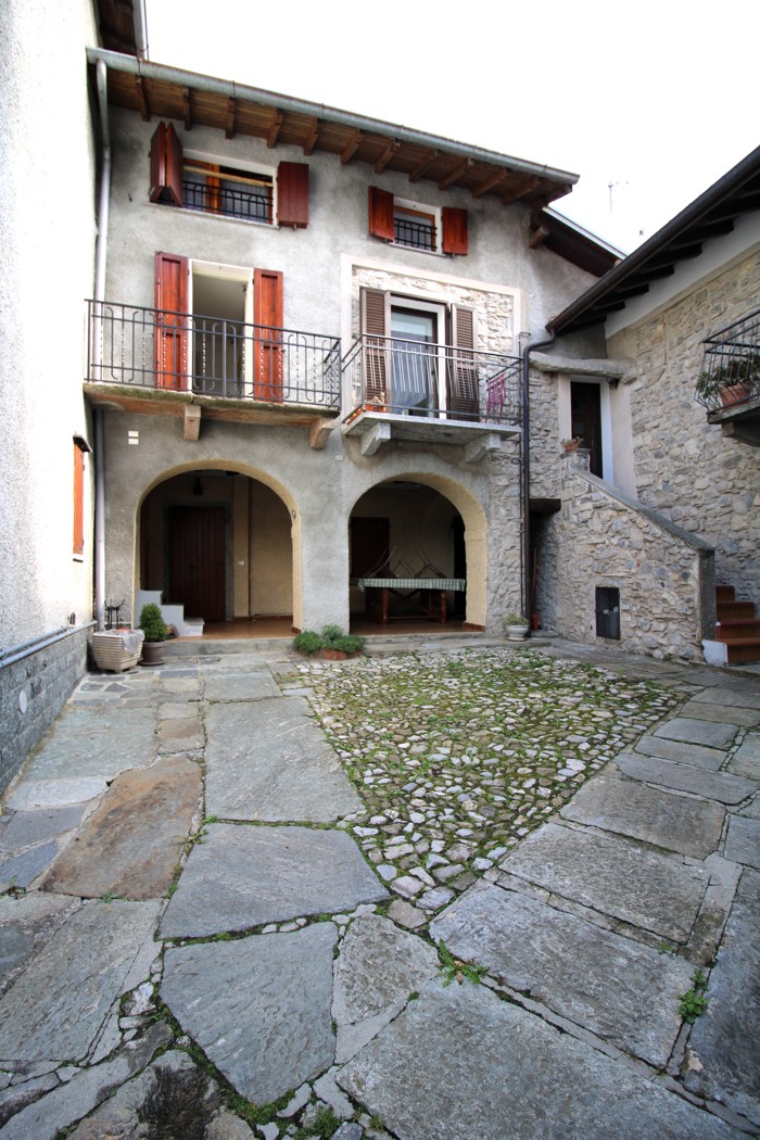 Appartamento in vendita a Alta Valle Intelvi