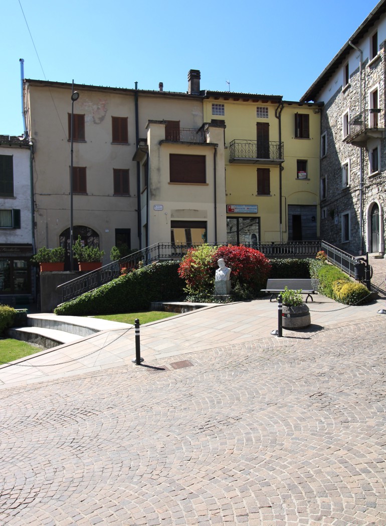 Casa indipendente in vendita a Alta Valle Intelvi
