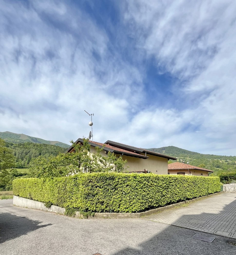 Villa in vendita a Centro Valle Intelvi