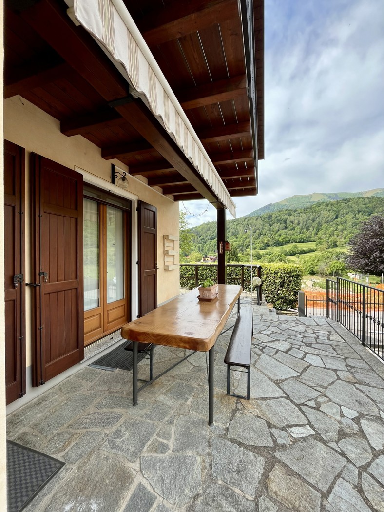 Villa in vendita a Centro Valle Intelvi